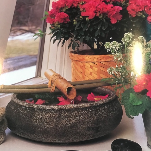 A beautiful book on Simple Fountains - Picture 2 of 3